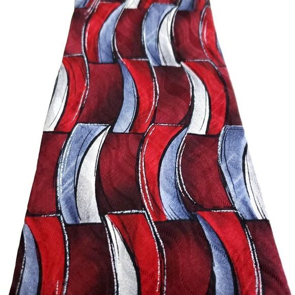 Arrow Red Print Abstract‎ Gray Short Wide Silk Tie - Picture 2 of 6